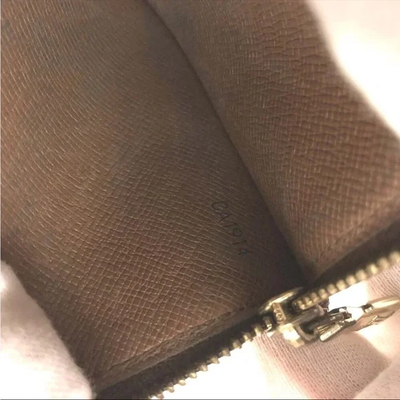 LV Monogram Long Wallet - Picture 8 of 8